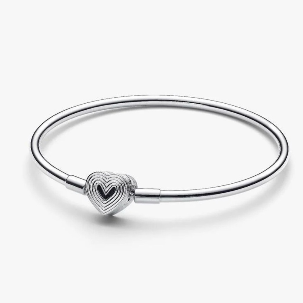 PANDORA Radiating Heart Clasp Bangle Bracelet Sterling Silver 6.7”/17cm~Gift Box - Picture 2 of 9
